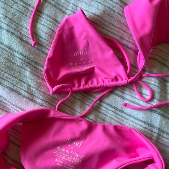 Bright pink Nyud bikini - Picture 3 of 3